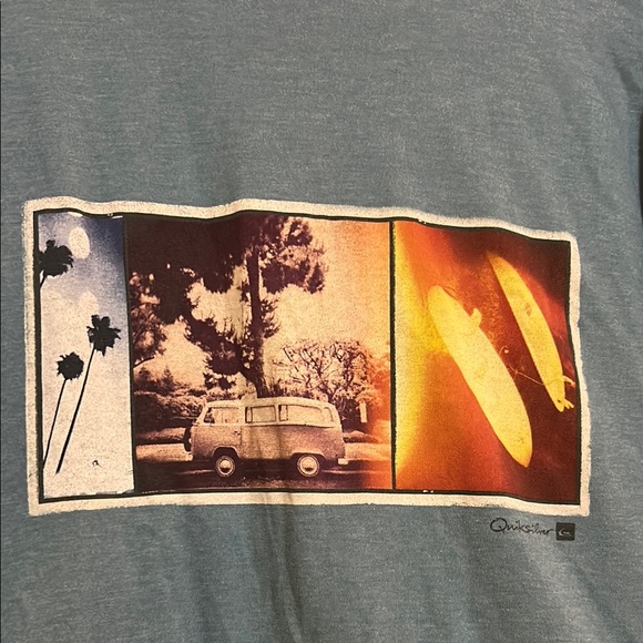 Vintage Quiksilver Blue Short Sleeve Tee with Graphic Print - Picture 2 of 5